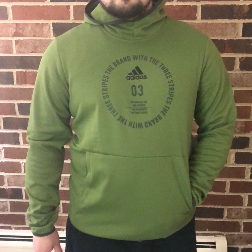 NEW Adidas sweatshirt size USA Men’s Medium